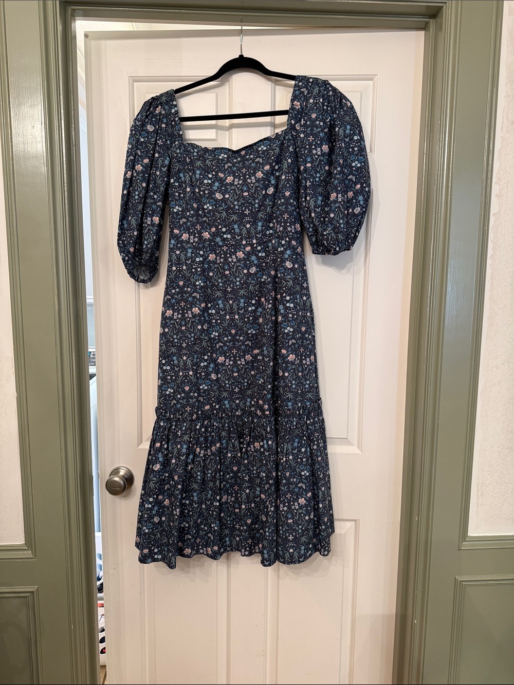 Rosie Cotswolds Floral Puff-Sleeve Midi Dress